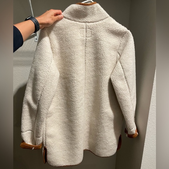 Old Navy- Women’s Sherpa and Faux Suede Lined Jacket - Picture 2 of 5